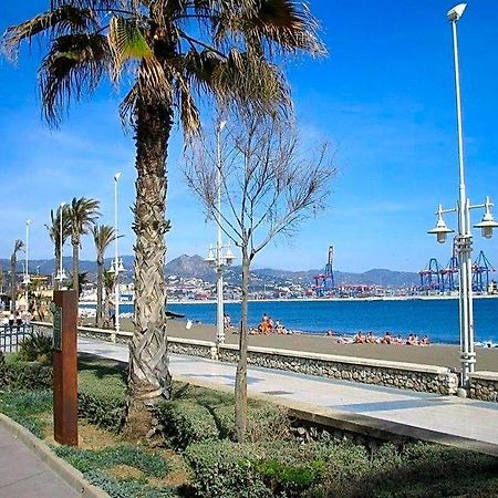 Reyna Apartamentos Malaga Luaran gambar