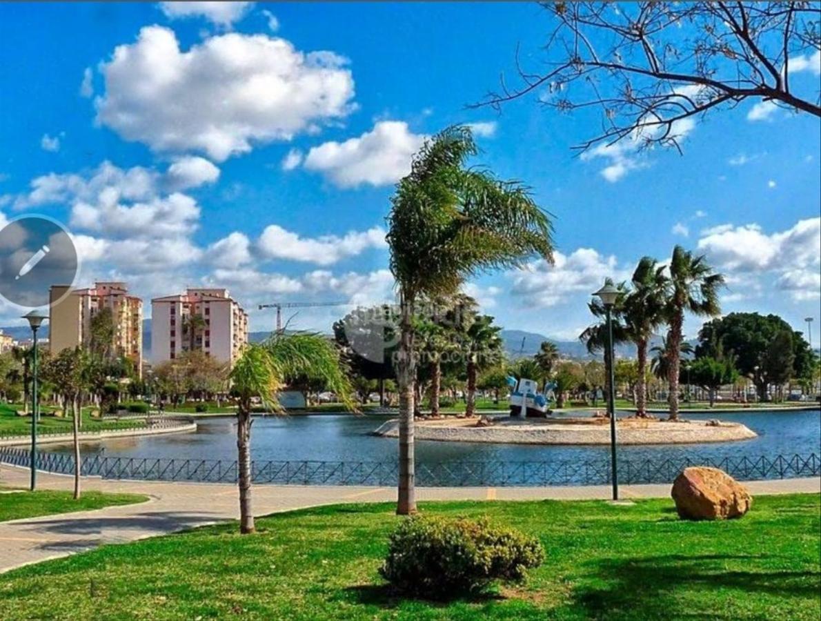 Reyna Apartamentos Malaga Luaran gambar