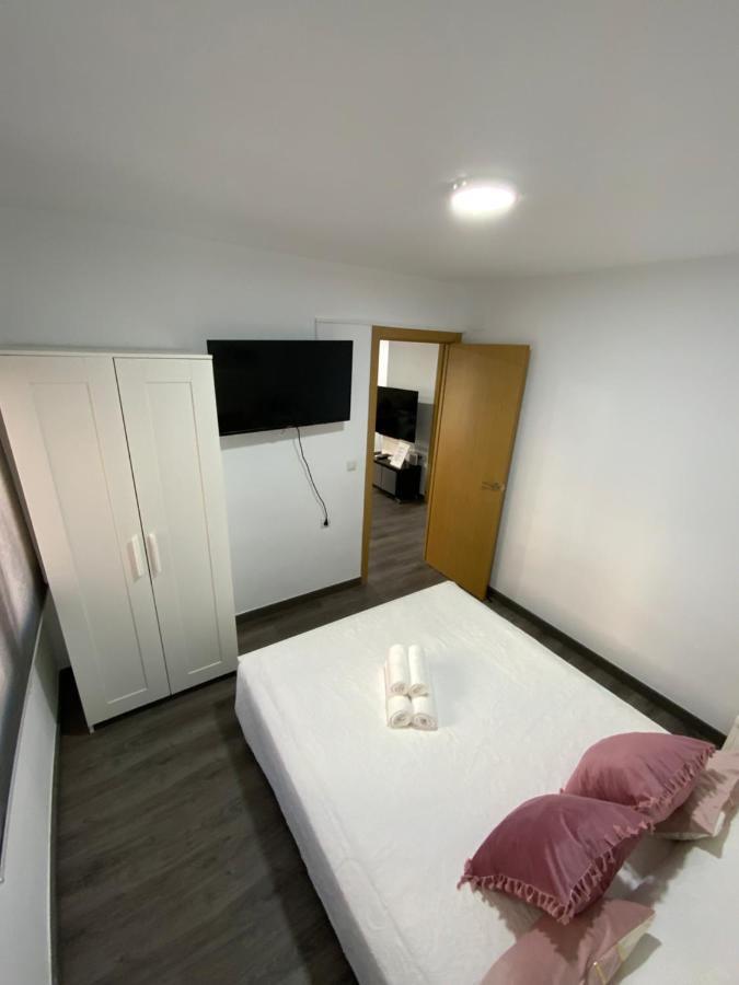 Reyna Apartamentos Malaga Luaran gambar