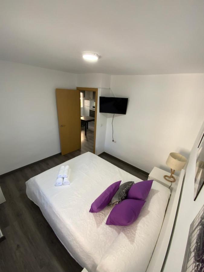Reyna Apartamentos Malaga Luaran gambar