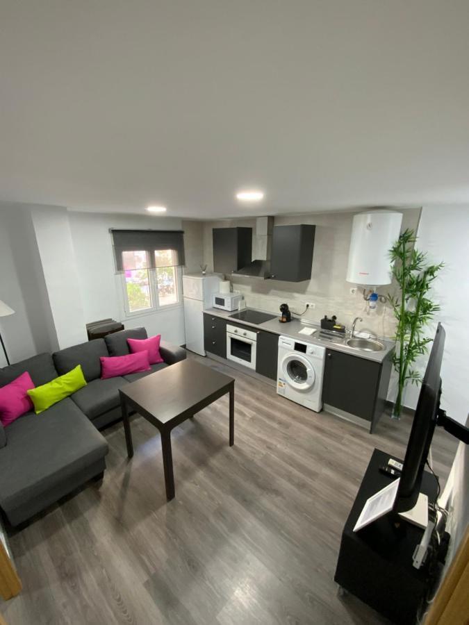 Reyna Apartamentos Malaga Luaran gambar