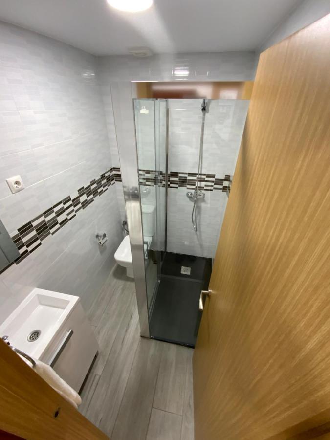 Reyna Apartamentos Malaga Luaran gambar